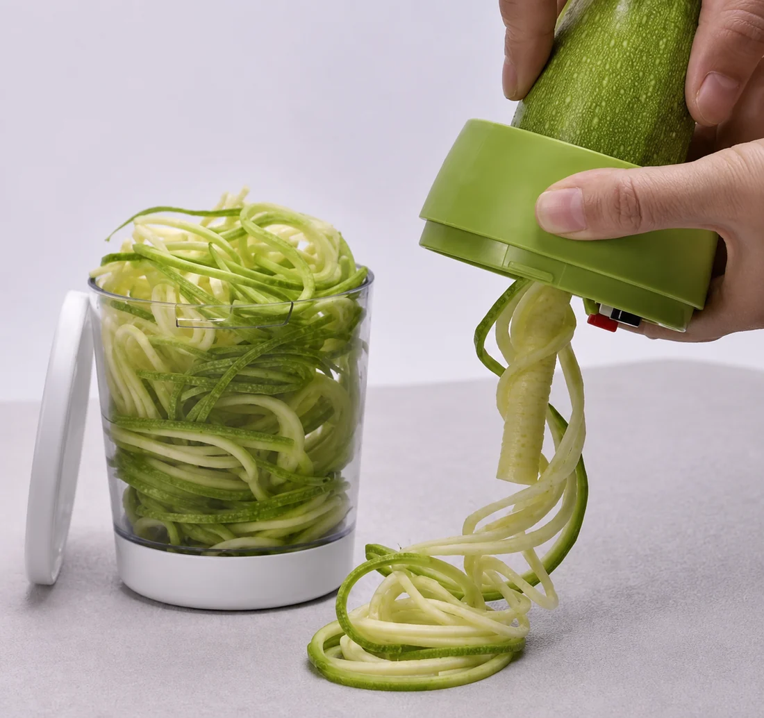 Hand-press vegetable and fruit chopper - Image 3